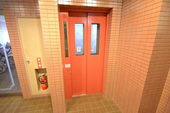 シャルム神田の地図