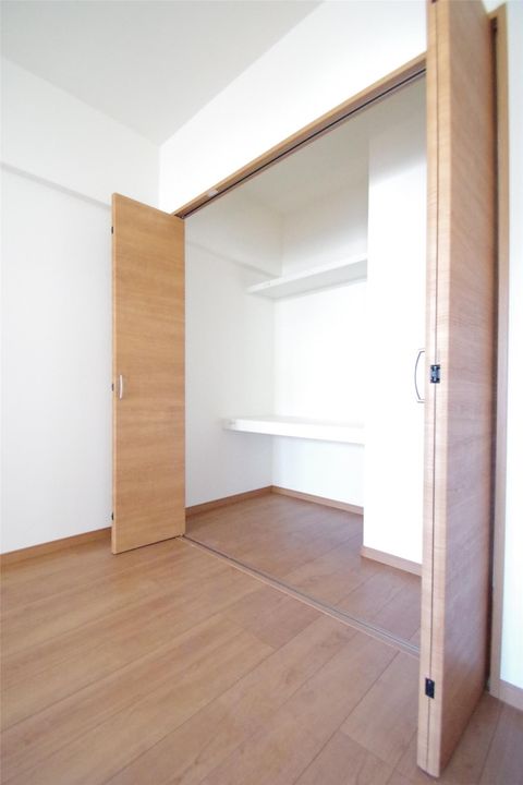 クロノス41新町IVの内装