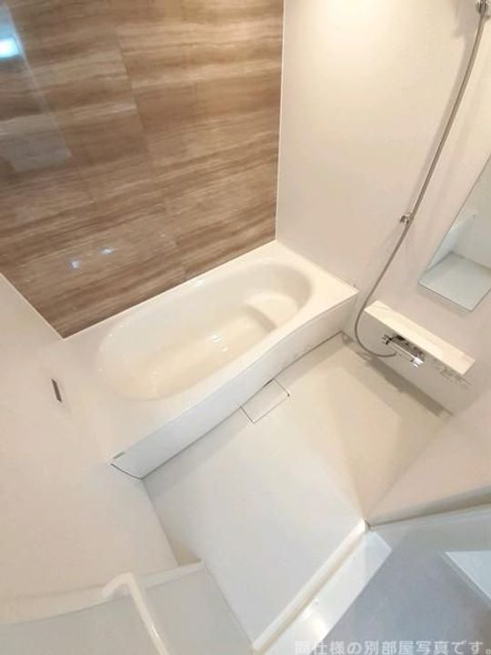 兵庫県三木市志染町東自由が丘1(アパート)の賃貸物件の風呂
