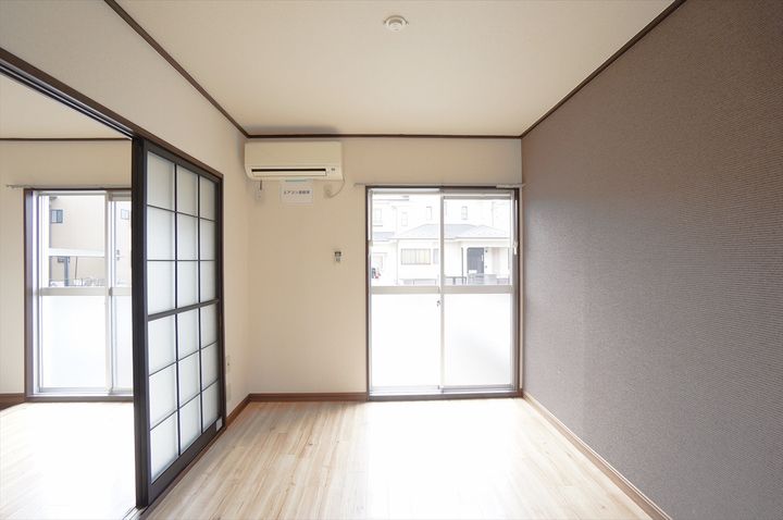 ボナールヤマグチの居間