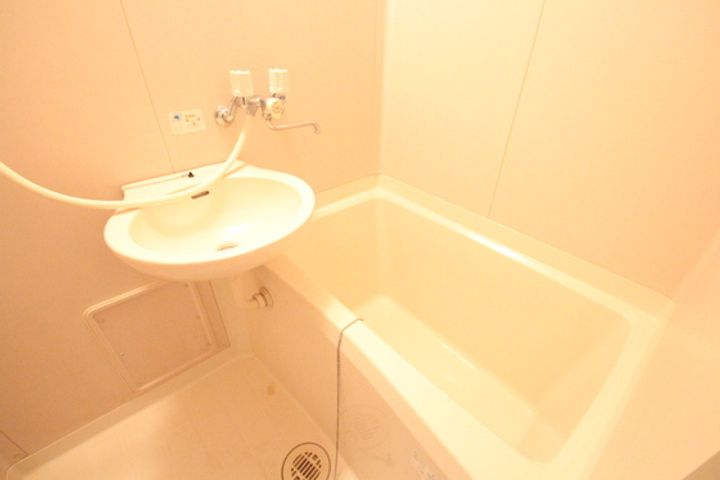 皆川ビルの風呂