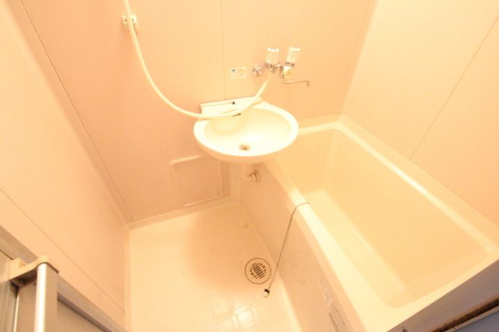 皆川ビルの内装