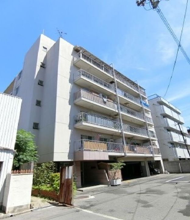 サニーハイツの外観