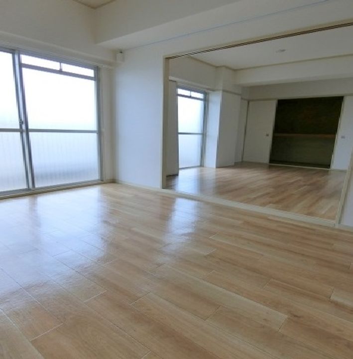 サニーハイツの居間