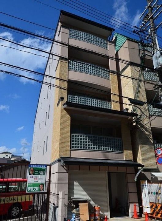 京都府京都市下京区京極町(マンション)の賃貸物件の外観