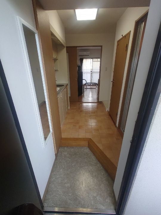 静岡県浜松市中央区葵東2(マンション)の賃貸物件の玄関