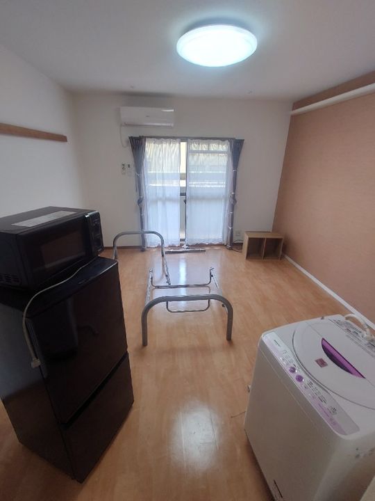 静岡県浜松市中央区葵東2(マンション)の賃貸物件の居間