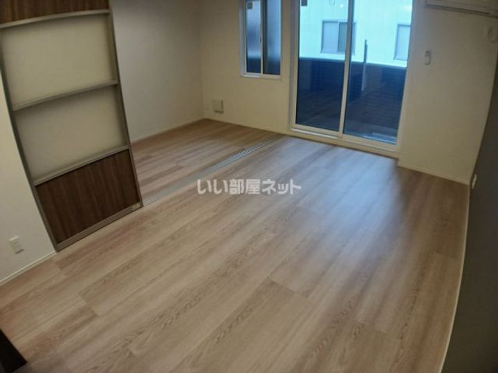 栃木県宇都宮市元今泉4(アパート)の賃貸物件の居間