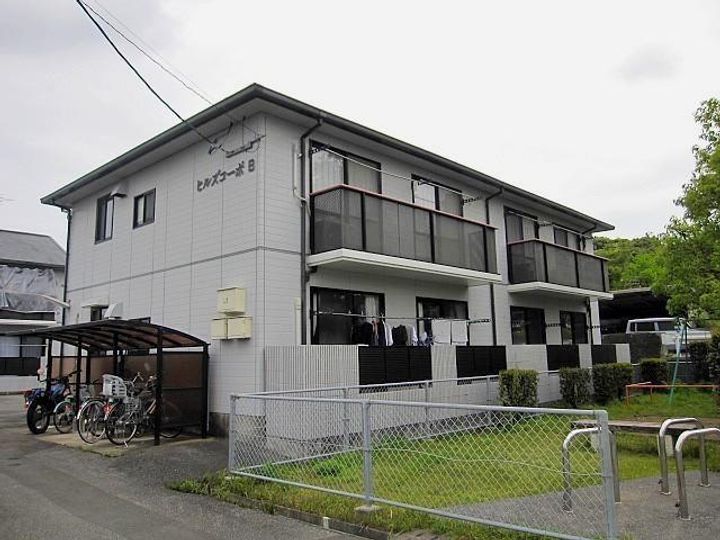 ヒルズコーポAの外観