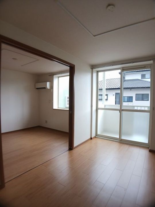 福島県いわき市錦町江栗2(アパート)の賃貸物件の居間