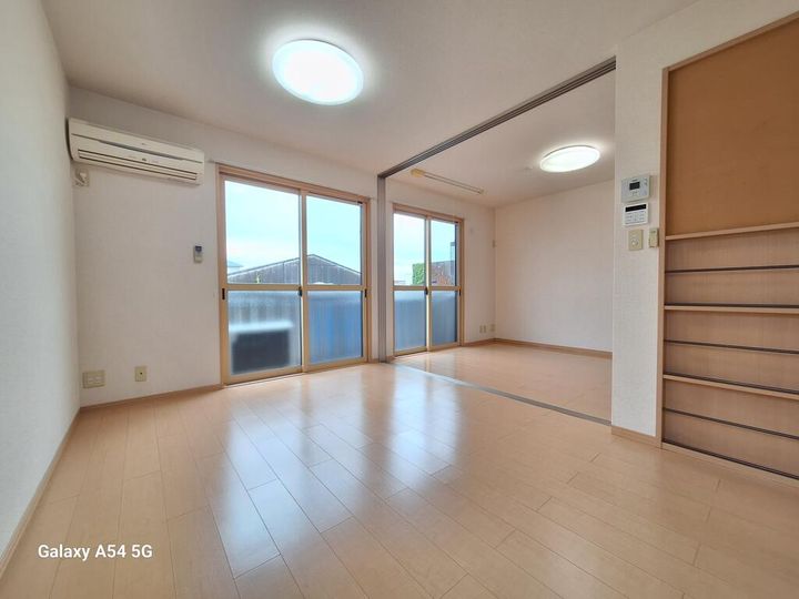 山口県防府市勝間3(アパート)の賃貸物件の居間