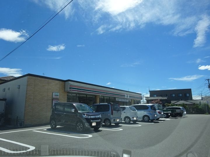 Lux(ラックス)B棟の周辺