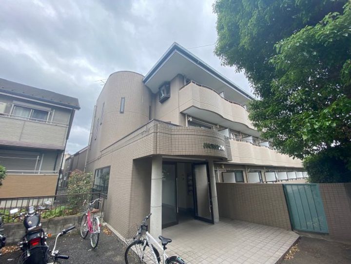 代々木メゾンエイトの外観