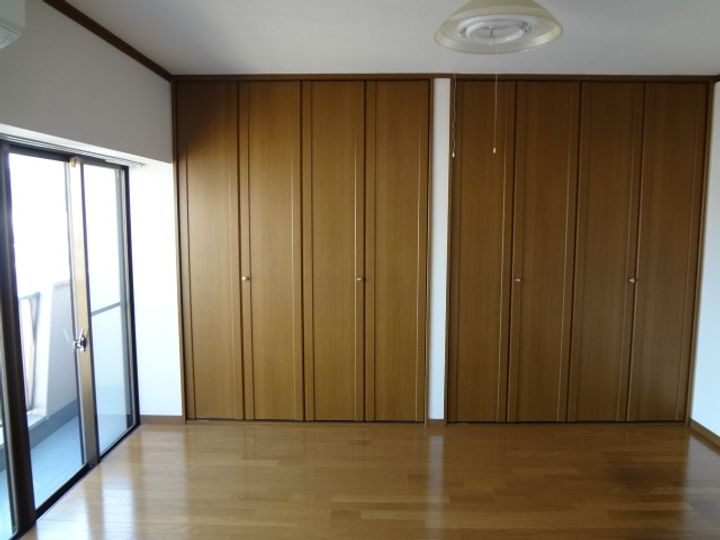 東秀コーポの居間