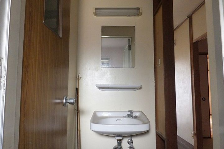王子中町ビルの内装