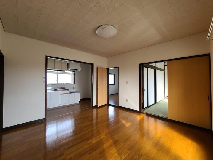 メゾン高屋敷の居間