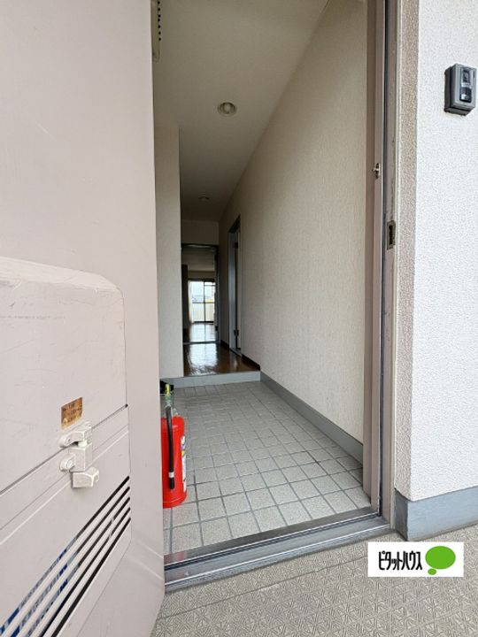 アーバンシックスの玄関