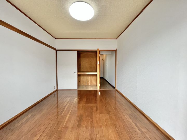 中津コーポラスIIの内装