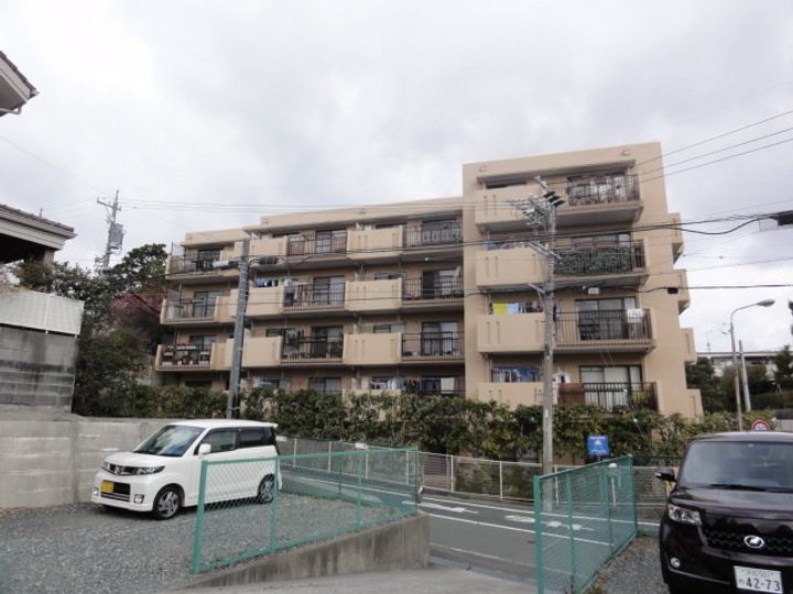 静岡県浜松市中央区広沢2(マンション)の賃貸物件の外観