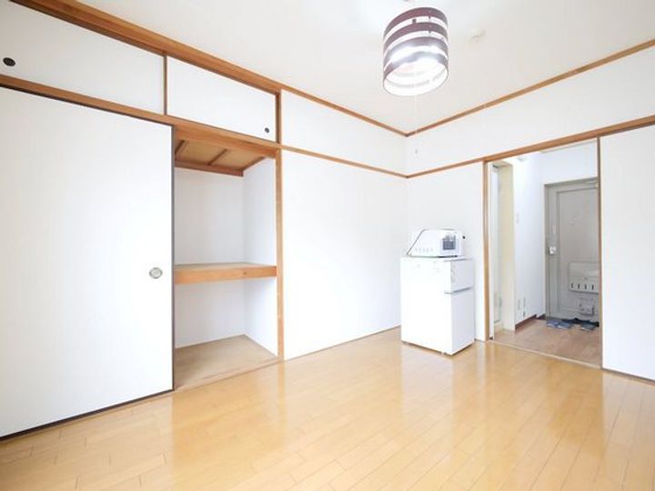 商大前コーポの内装