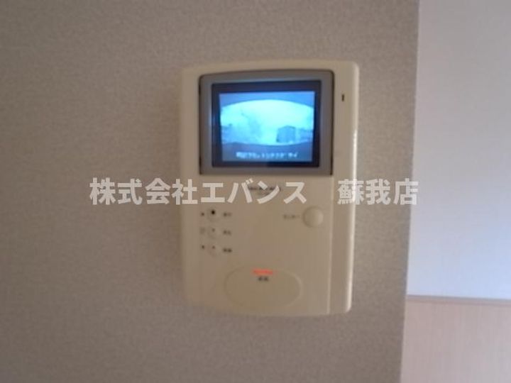 モナリエ港の地図