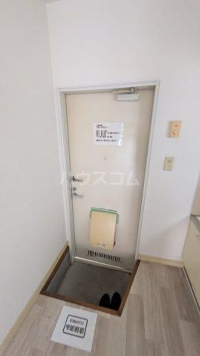 シオン藤沢Aの玄関