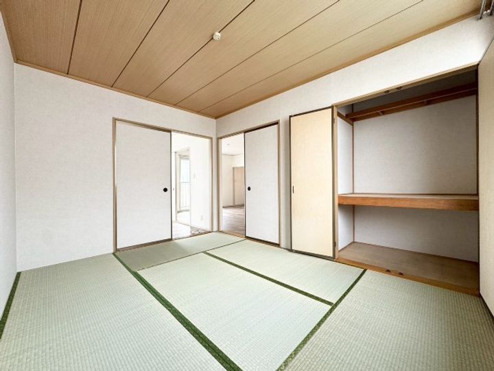 メイユール高砂伍番館の内装