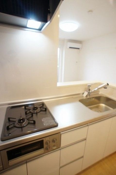福島県福島市宮代字田中前(アパート)の賃貸物件のキッチン