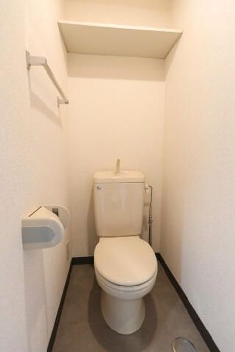 スカイコート新宿第8の内装