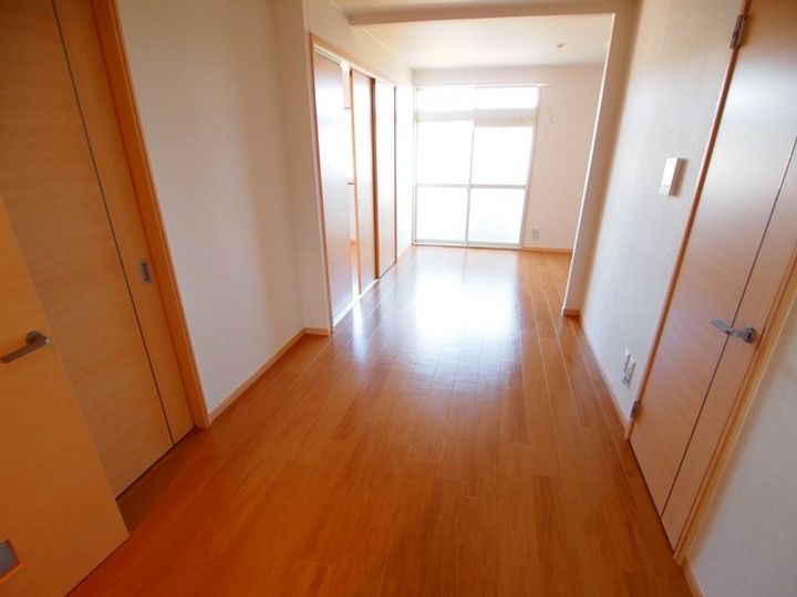 グリーンシャルマンの居間