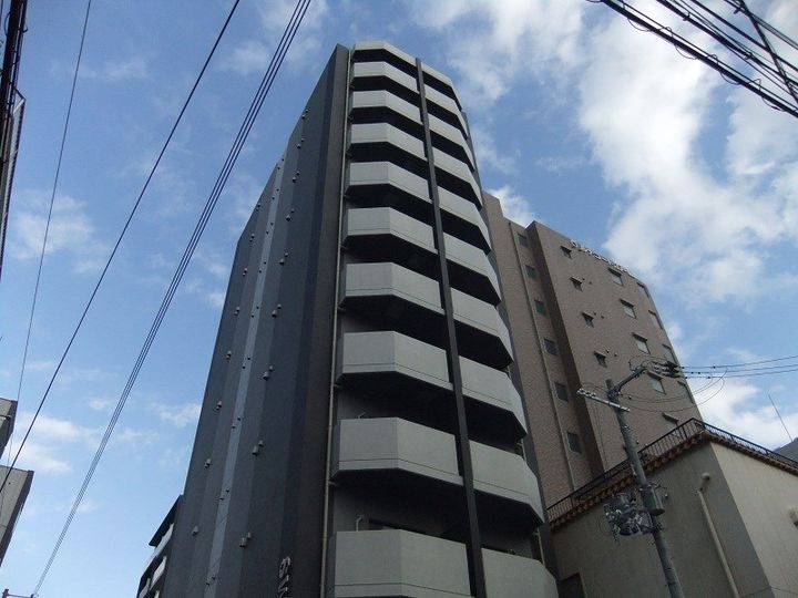 スワンズ江戸堀ウエストパークの外観