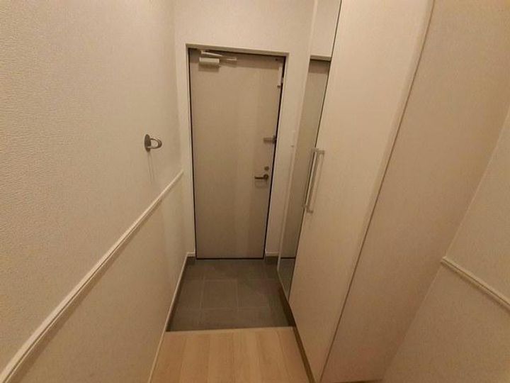 カーサ セレーノIIの玄関