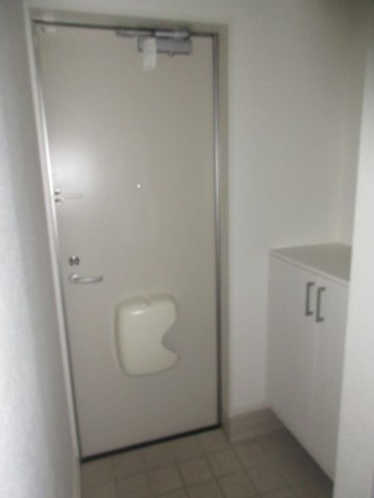 イグドラシル稔の玄関