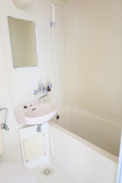 ユニバーサル国領の風呂