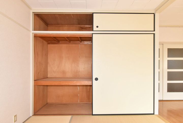 UR中央台の内装