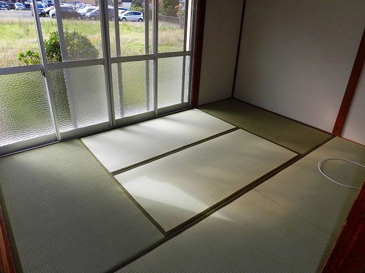 神奈川県鎌倉市山崎(一戸建)の賃貸物件の居間