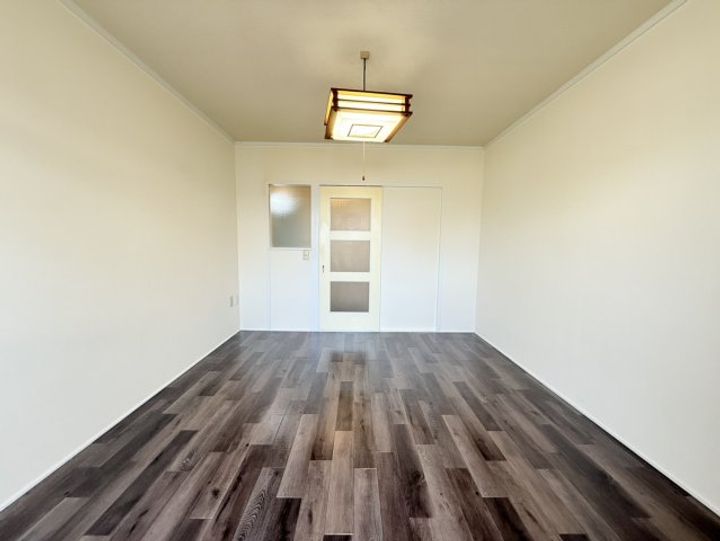 ワンプレイス平野南の居間