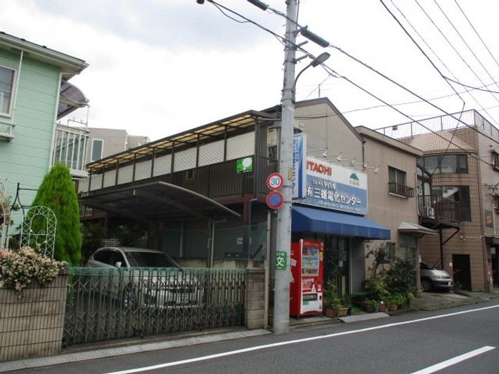 コーポサンユウの外観