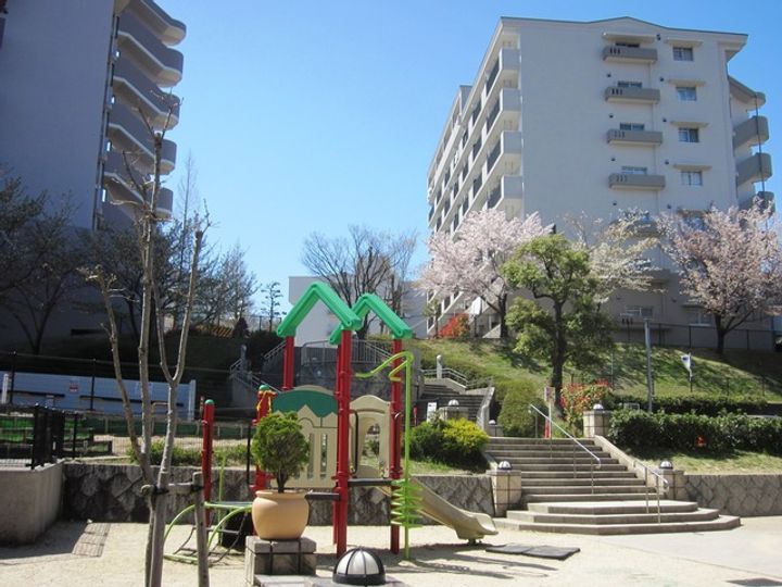 URアーバンラフレ虹ヶ丘西の地図