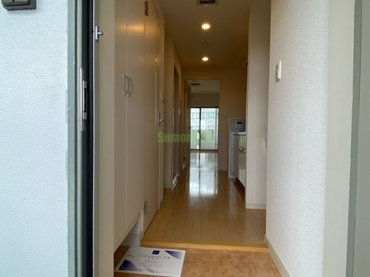 レジディア榴岡公園の玄関