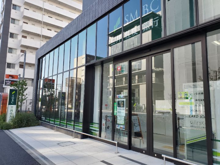 ヴァン・リジェルの周辺