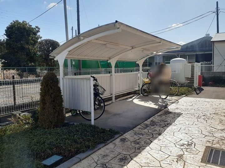 メゾンポワールIVの地図