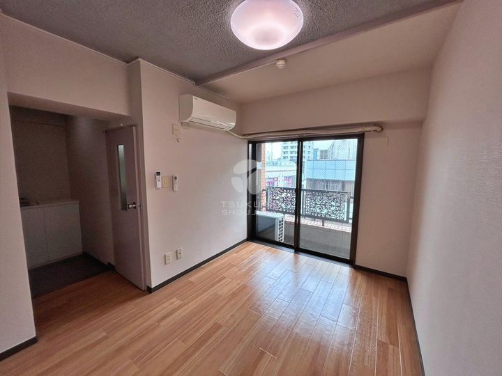 ヒルサイド神楽坂の居間