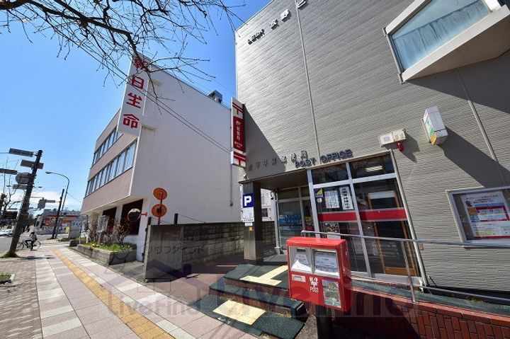 ノラヴェールの周辺