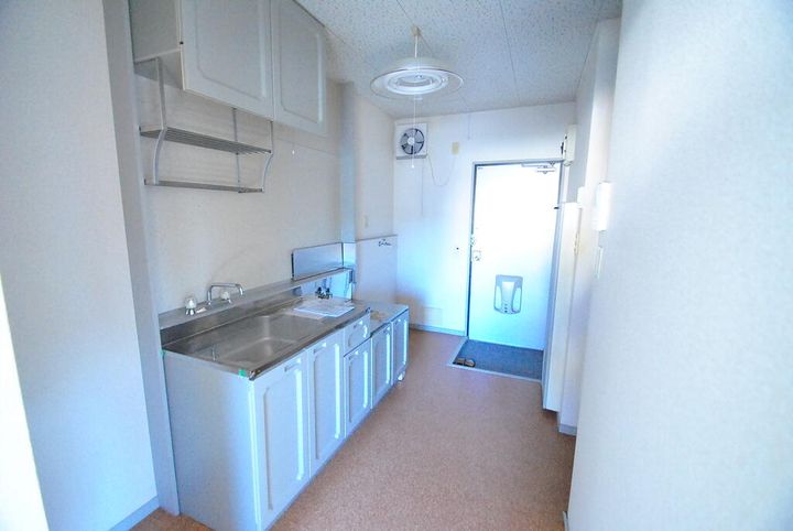 ジュネスIのキッチン