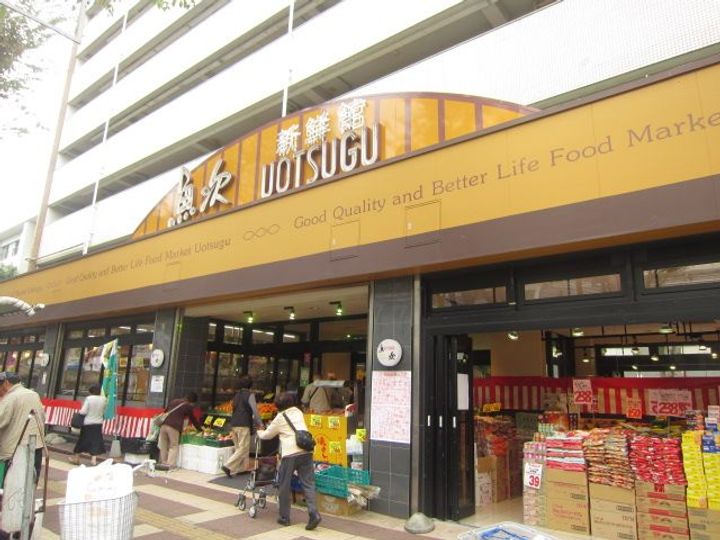 ホワイトキャビンの周辺