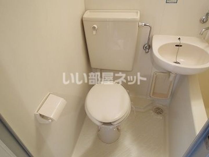 奈良県奈良市西大寺野神町2の賃貸アパートの内装