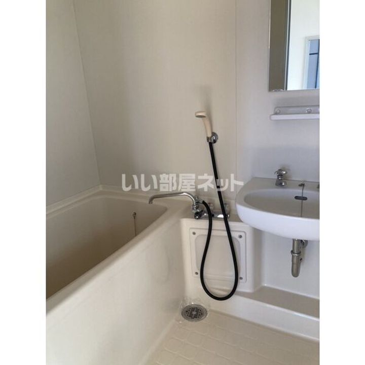 ハヤシビルの風呂