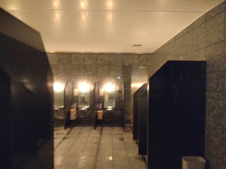 ファーストリアルタワー 新宿の地図