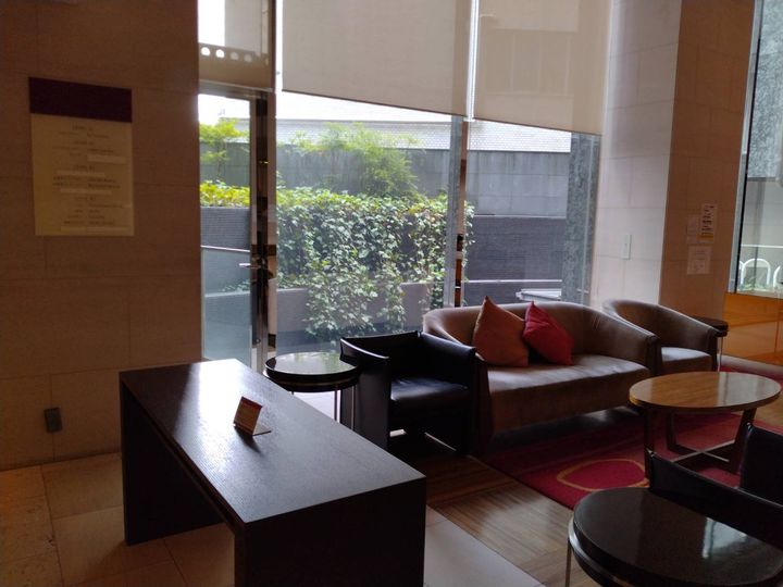 ファーストリアルタワー 新宿の地図